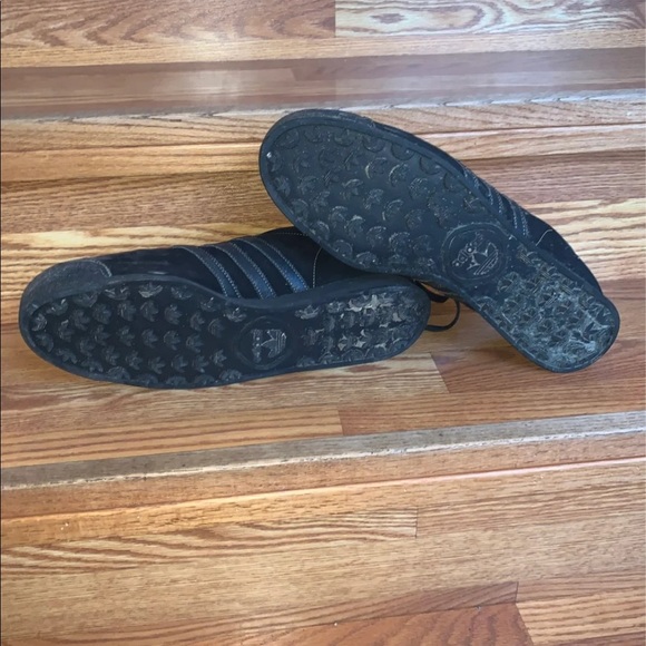 (SOLD) Retro Adidas Suede Samoa - Picture 7 of 12